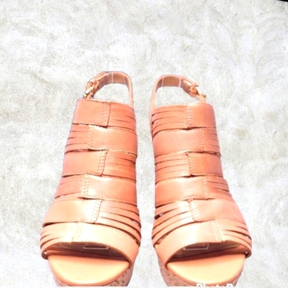 Franco Sarto wedge heels - Picture 2 of 4